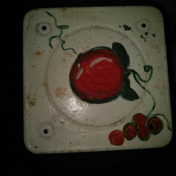 Vintage American Family Scale Apples Decor - Picture 4 of 5